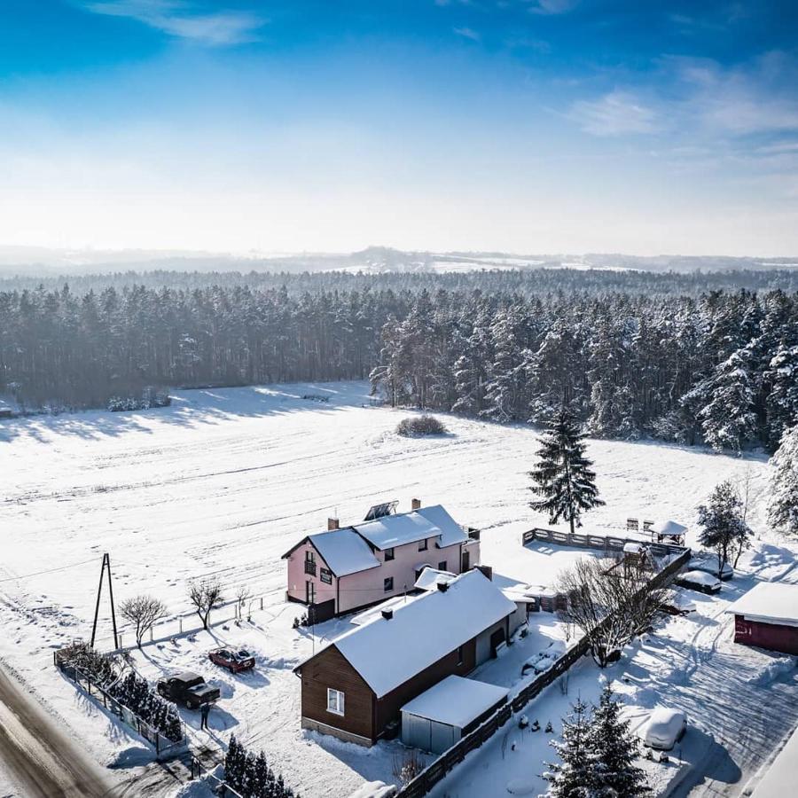 Jurajskie Pokoje Pod Lasem โบโบลิตเซ ภายนอก รูปภาพ